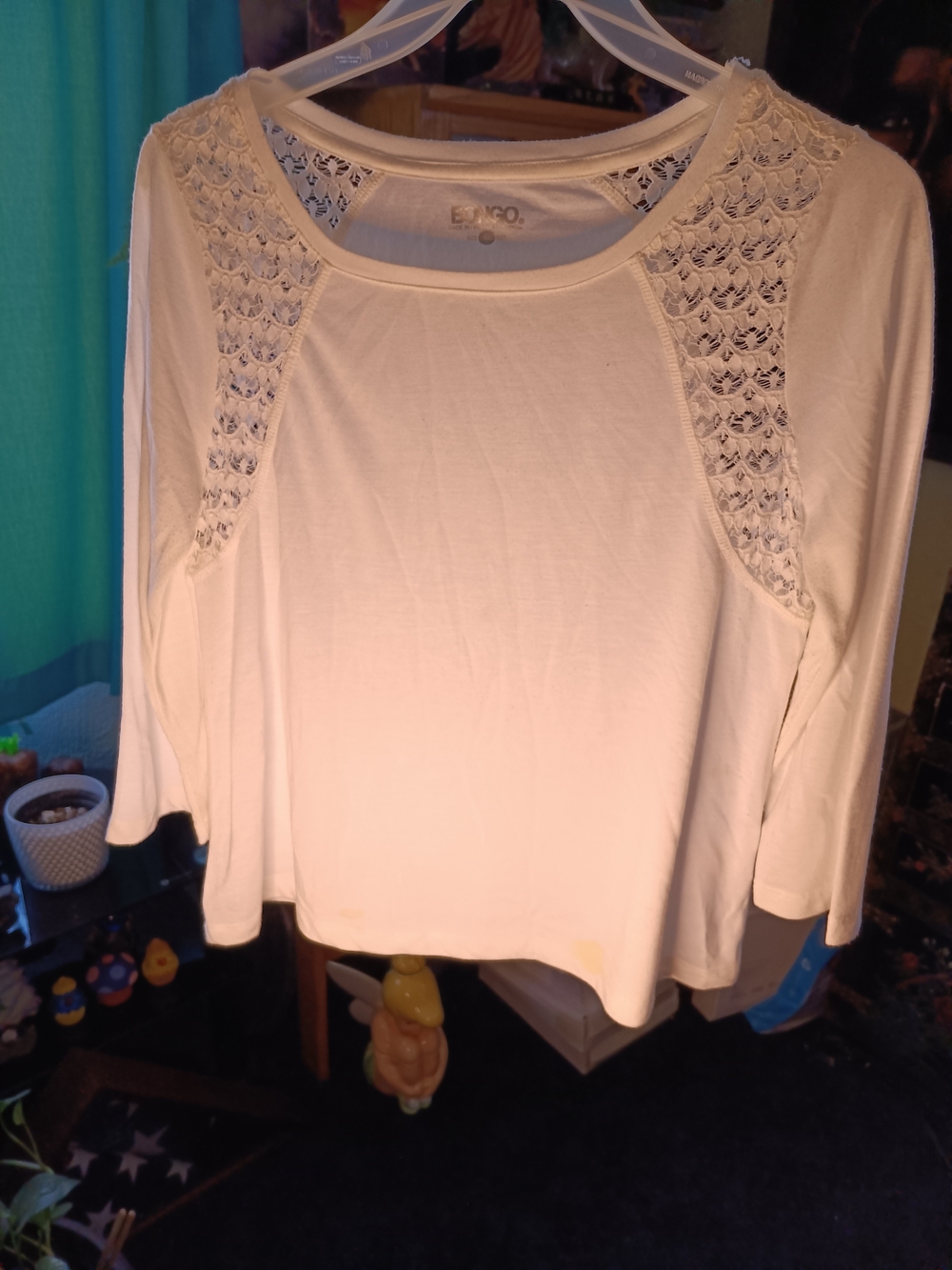 BONGO Cream Lace-Shoulder Knit Top